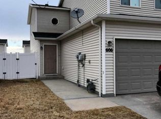 606 W 2nd St, Cheyenne, WY 82007