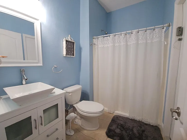2506 Madewood Dr — Photo 32