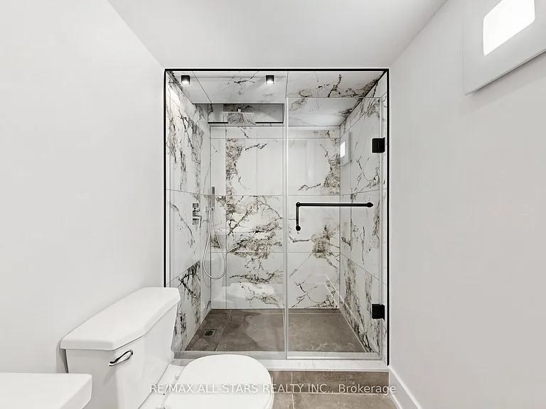 127 Banff Rd — Photo 39