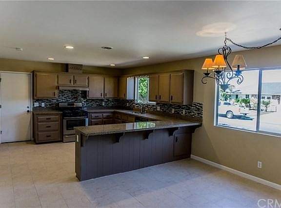 2nd image of 43062 Parkway Ave