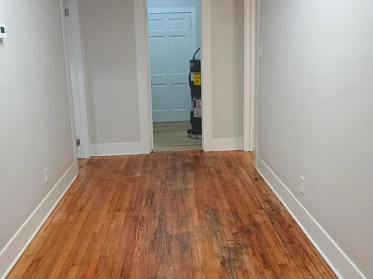 179 W Harrison St — Photo 10