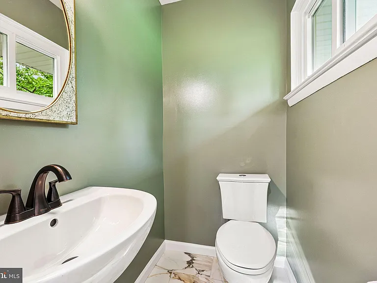 7200 Vellex Ln — Photo 41