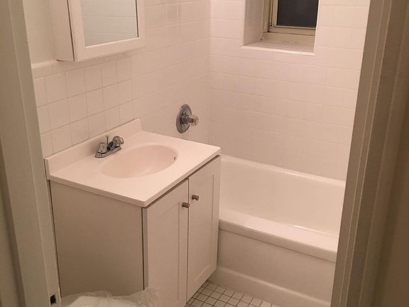 4th image of 8234 138th St APT 1E