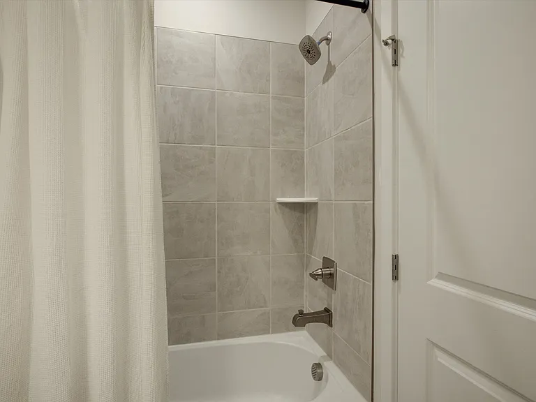 6112 Station Crossing Ave — Photo 39
