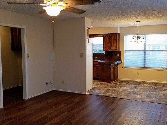 Living room/Kitchen