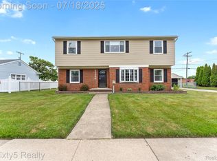 13269 Trenton Rd, Southgate, MI 48195