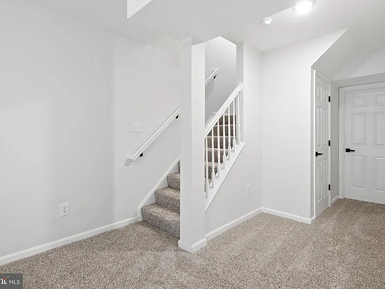8972 Benchmark Ln — Photo 33