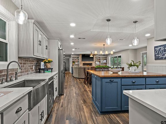 2nd image of 65 King Carl Ct