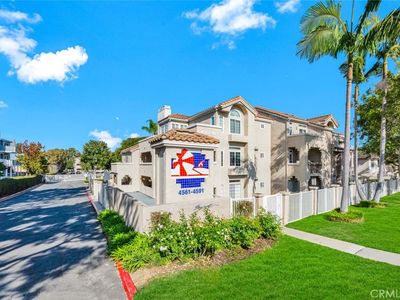 4561 Warner Ave APT 201, Huntington Beach, CA, 92649