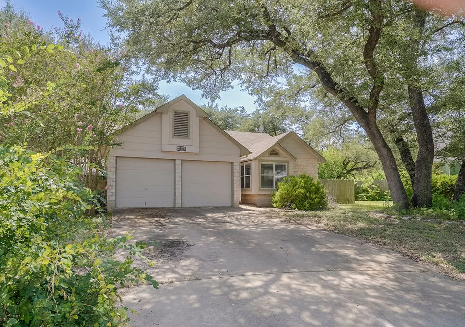 6306 Weeks Cove Austin, TX 78727 — Photo 2