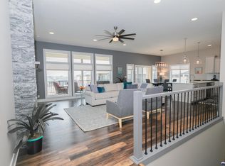 9811 S 79th St, Lincoln, NE 68516