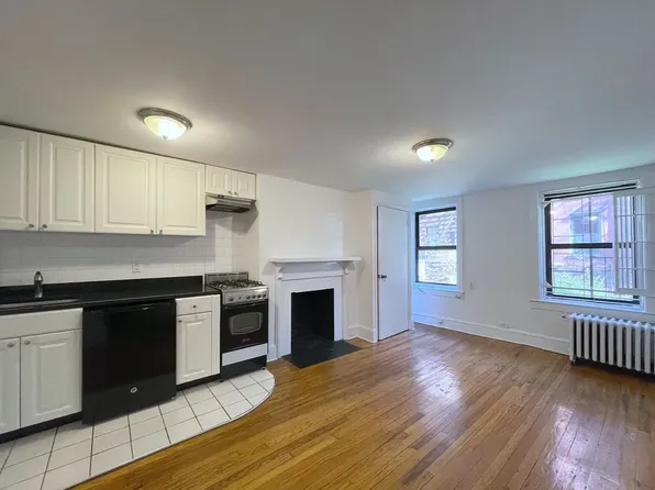 58 West Eighth Street image 1 of 6