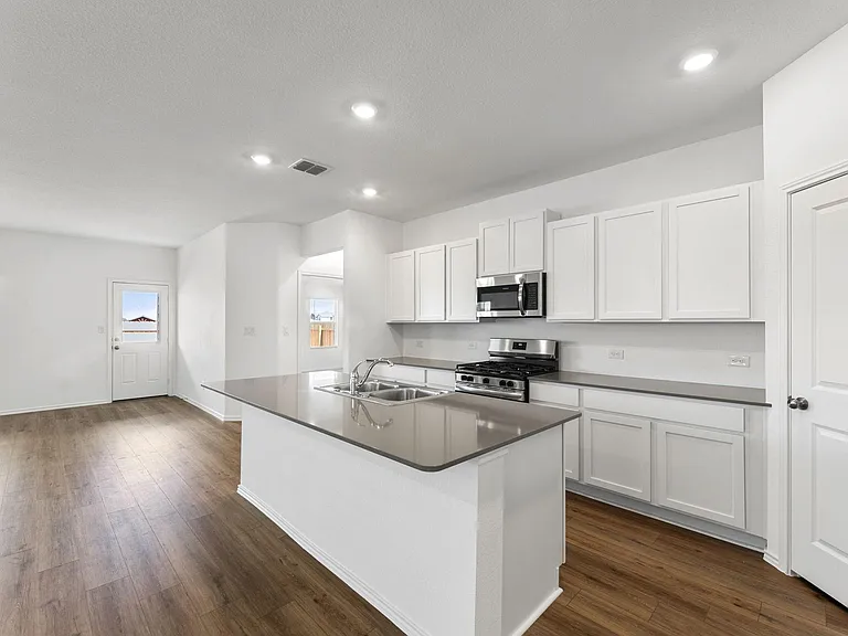 271 Alamito Ave — Photo 8