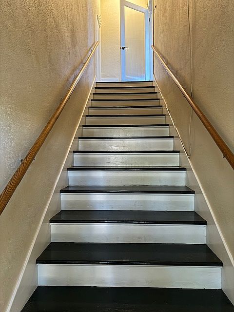 Staircase to unit