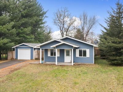 403 Circle Dr, Braham, MN, 55006