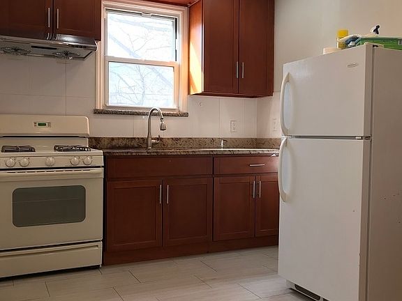 4th image of 6302 Booth St Floor 2