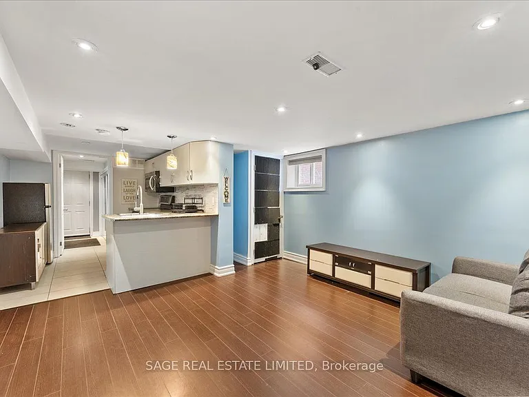 207 Cedarvale Ave #LOWER — Photo 14
