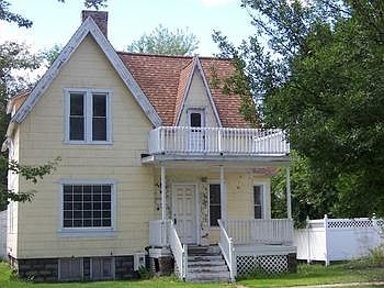 1st image of 304 S Henry St