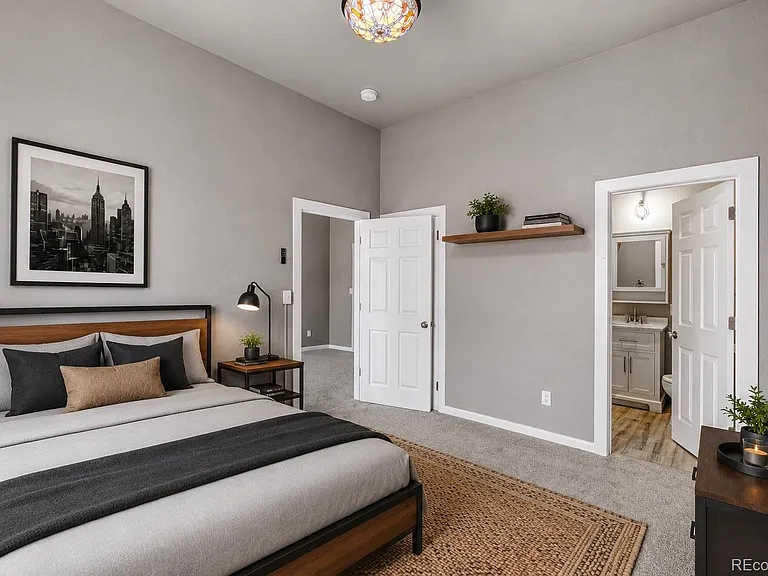 5630 Webster St #2 — Photo 9