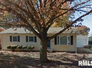 13 Friars Ln, Springfield, IL 62704