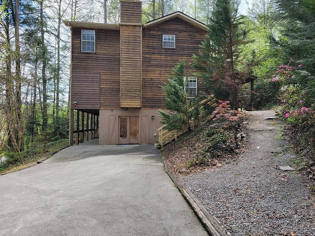 1719 Brent Hills Blvd, Gatlinburg, TN 37738 MLS 257093 Zillow