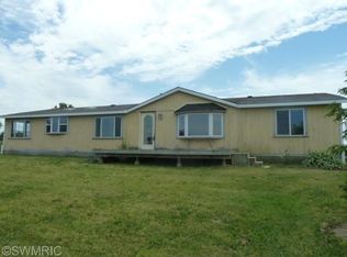 1572 138th Ave, Wayland, MI 49348