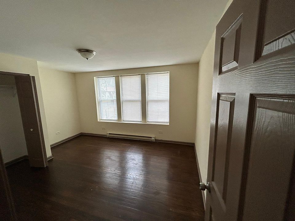 2nd image of 651 W 80th St #1