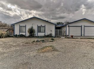 11276 Sheep Creek Rd, Phelan, CA 92371