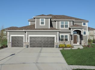 4510 NW Verona Ct, Riverside, MO 64150