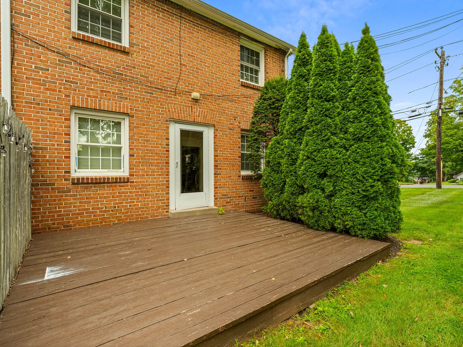 501 Maple Ave — Photo 3