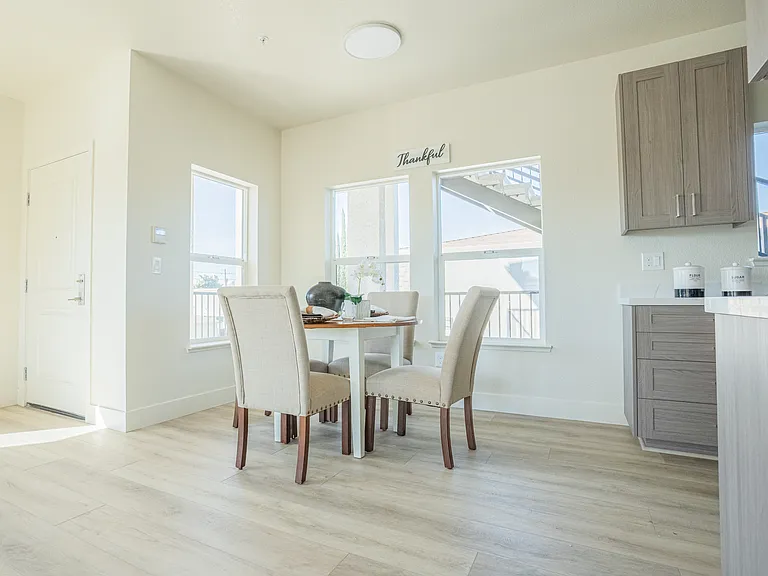 649 Stewart St #303 — Photo 3