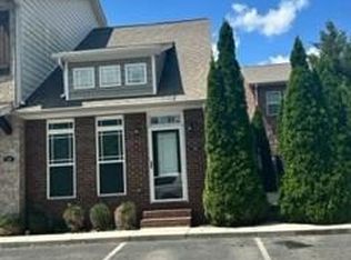 1307 E Hudgens St, Cookeville, TN 38501