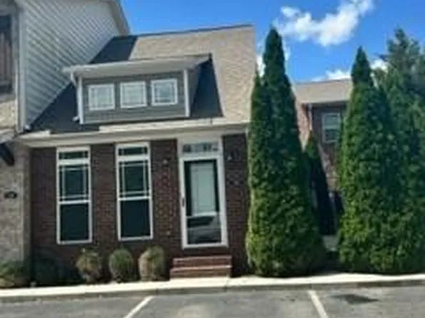 1307 E Hudgens St, Cookeville, TN 38501