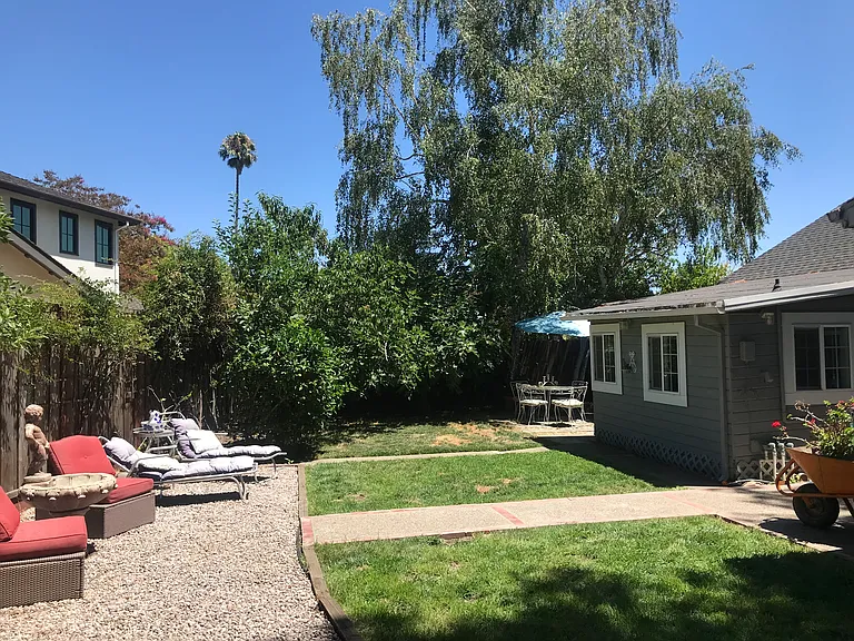 2716 Jefferson Ave — Photo 15