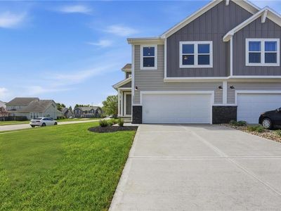 1303 S 4th St E, Louisburg, KS, 66053