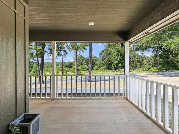 1481 W Gay Ave, Gladewater, TX 75647