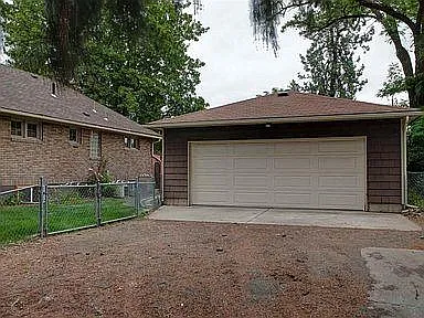 1523 S Perry St — Photo 11