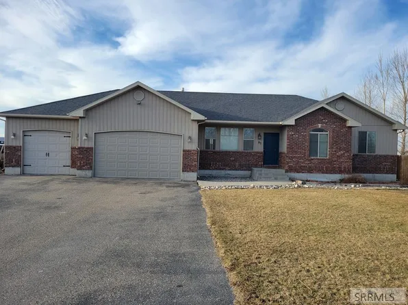 83 N Cambridge Dr, Rigby, ID 83442