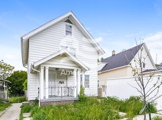 1825 Holmes Ave, Racine, WI 53403