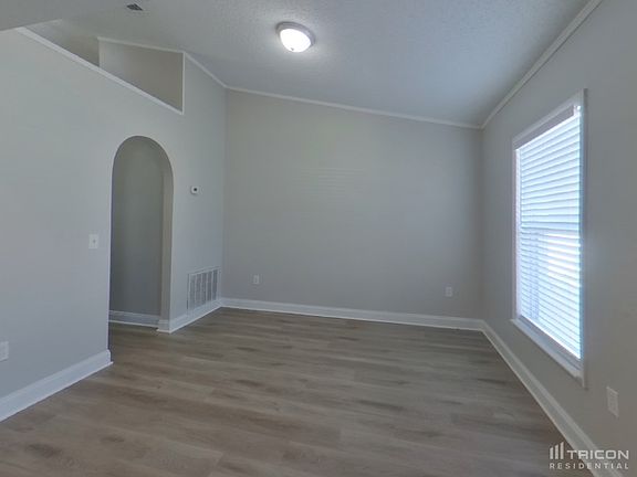 4th image of 1339 Burnley Ct