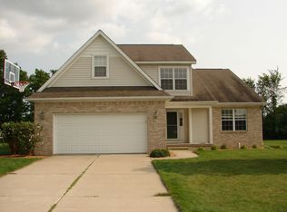 7438 Coneflower Ct, Grand Ledge, MI 48837