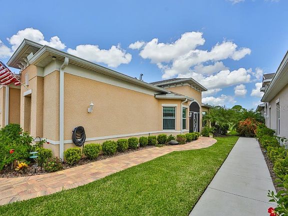 5th image of 2240 Vista Greens Dr