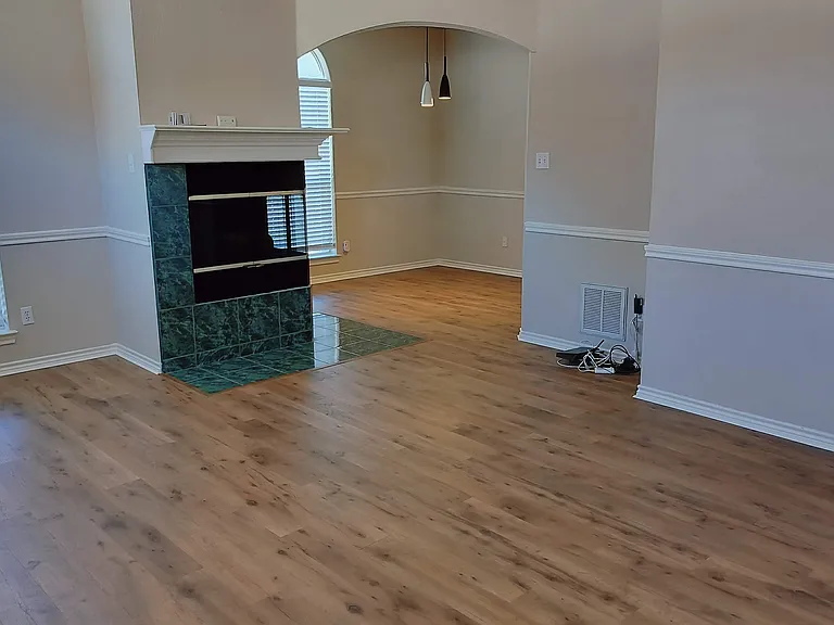 8001 Case Dr — Photo 14
