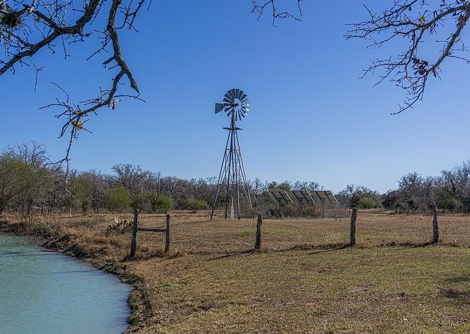 1st image of 0 Fannin Oaks Dr
