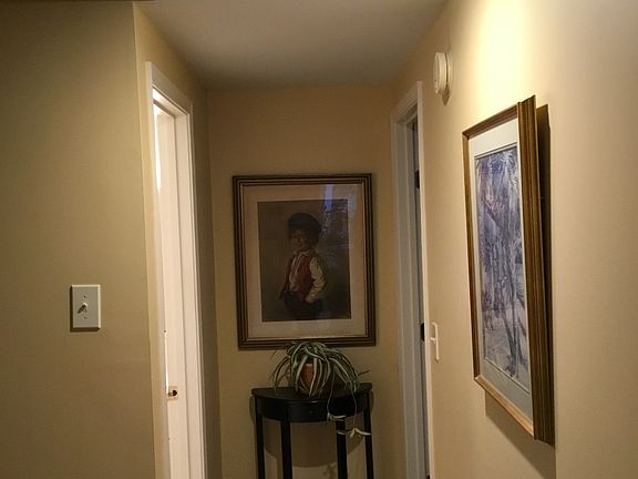 2nd image of 843 Havenwood Ct