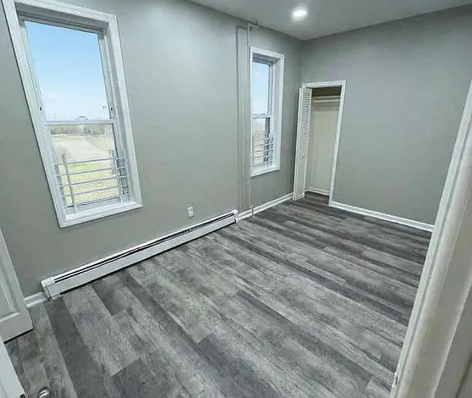 367 Morris Ave #2B — Photo 4