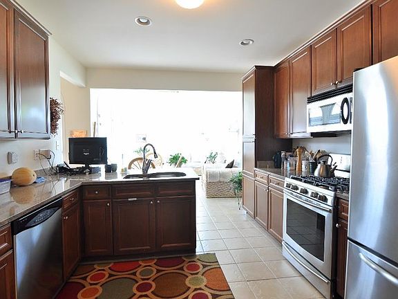 5th image of 234 W Shore Dr
