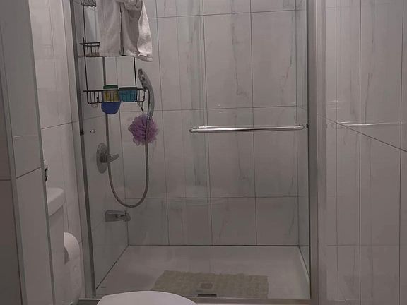 5th image of 2723 Strickland Ave Floor 2