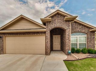 10209 NW 24th Ter, Yukon, OK 73099