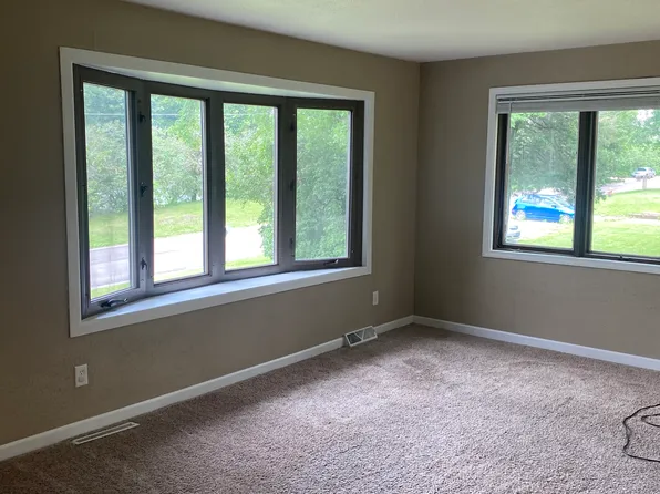 180 Campbell St S, Prescott, WI 54021